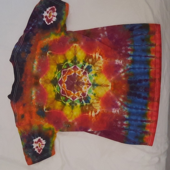Custom made tie die tshirt - Picture 2 of 3